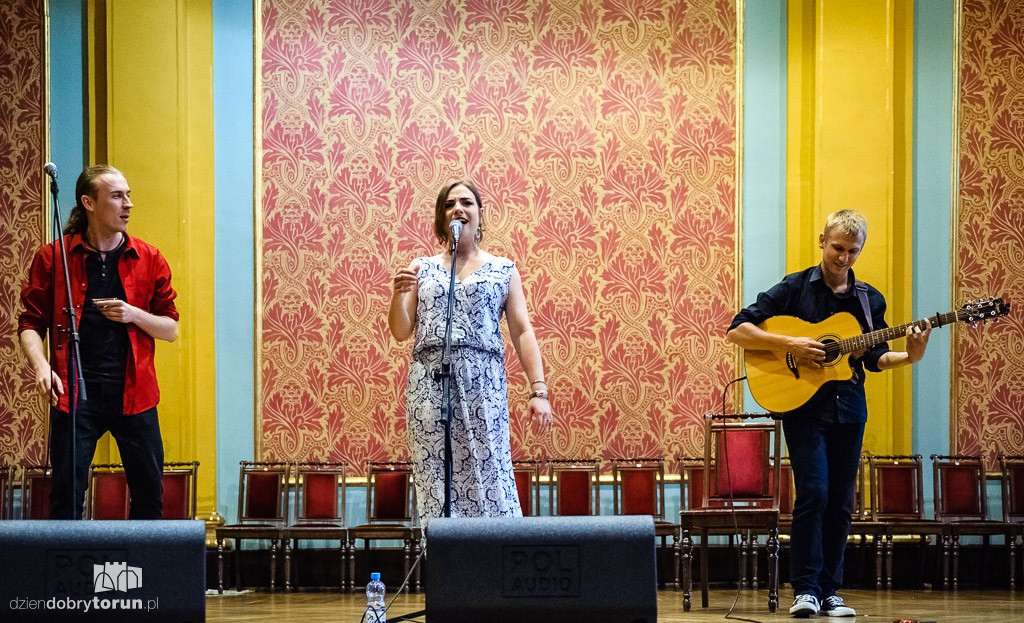 Hot Tamales Trio w Dworze Artusa