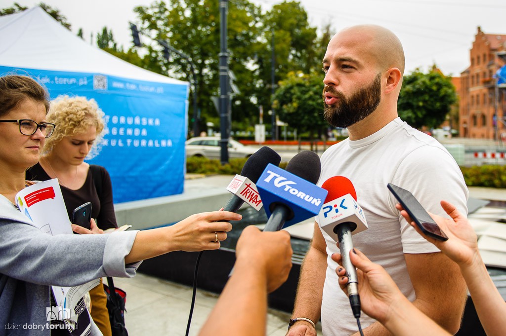 Organizatorzy Skyway w ogniu pytań