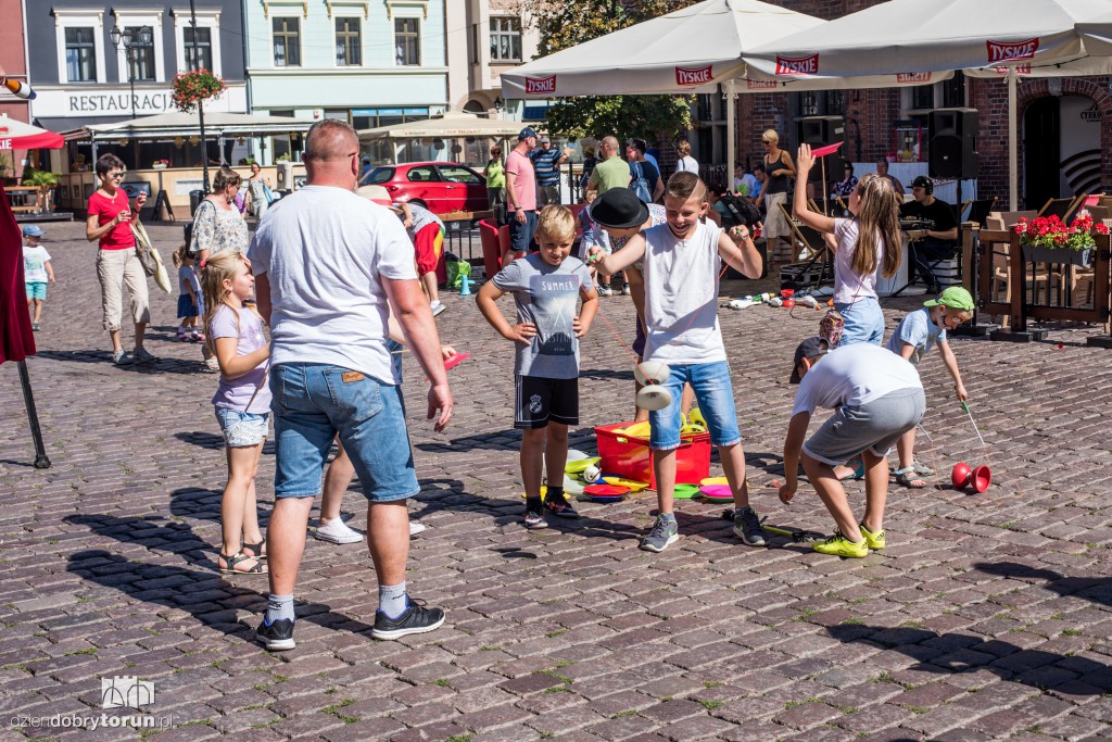 Warsztaty cyrkowe na Starówce