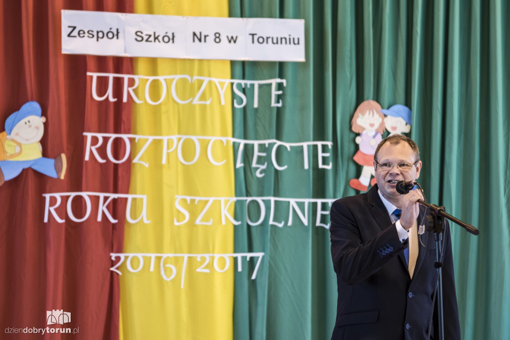 Szkoła Podstawowa nr 8 rozpoczęła nowy rok szkolny