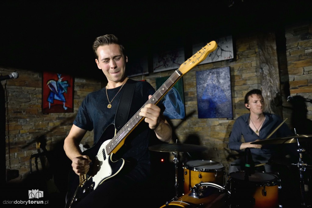 Laurence Jones Band zagrali w Pameli