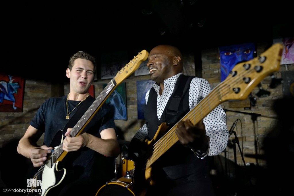 Laurence Jones Band zagrali w Pameli