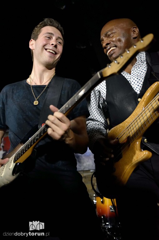 Laurence Jones Band zagrali w Pameli