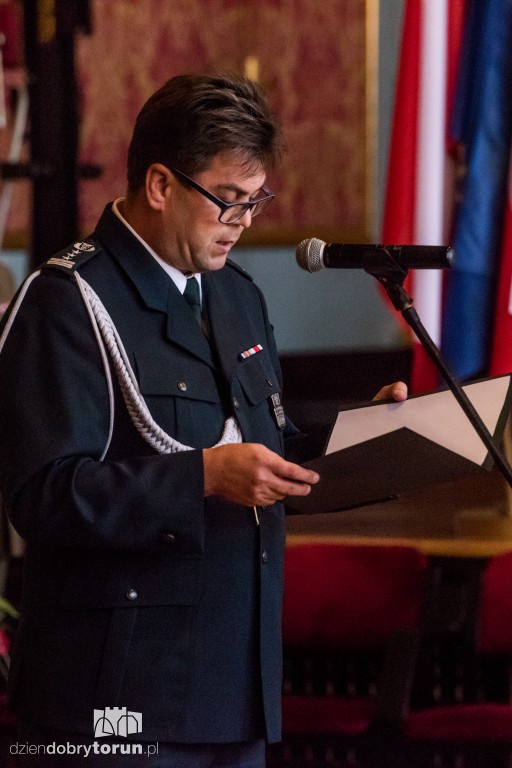 Toruńscy celnicy świętują w Artusie