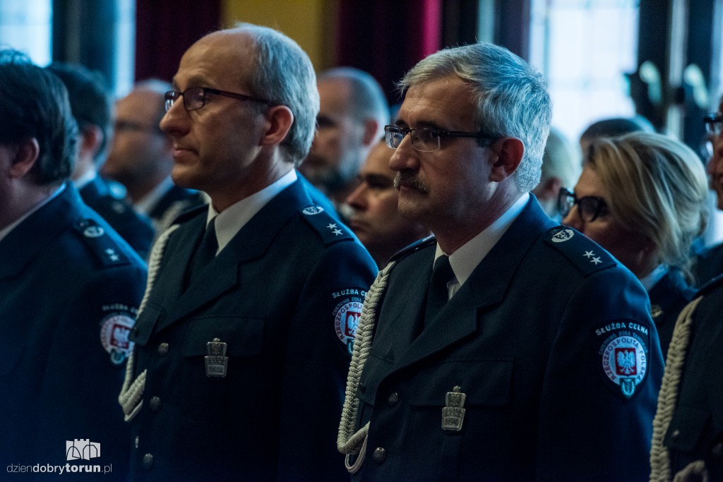 Toruńscy celnicy świętują w Artusie
