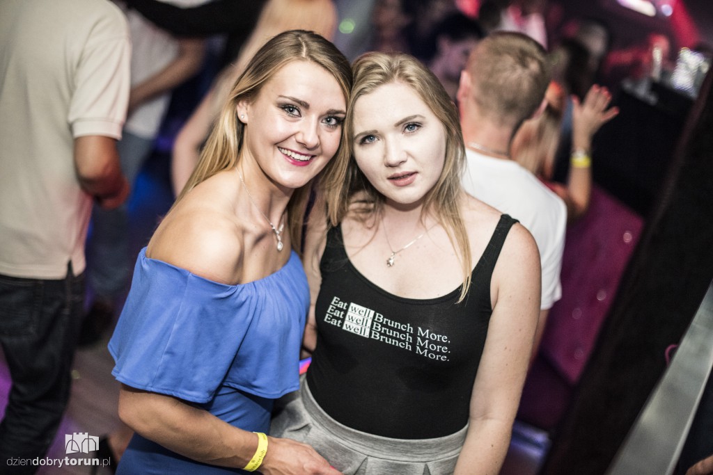 Gorączka sobotniej nocy w Monaco Club