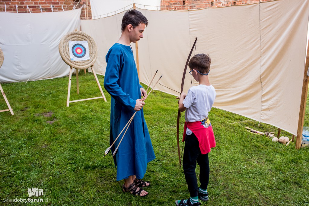 Historia wciąż żywa na Zamku Dybowskim