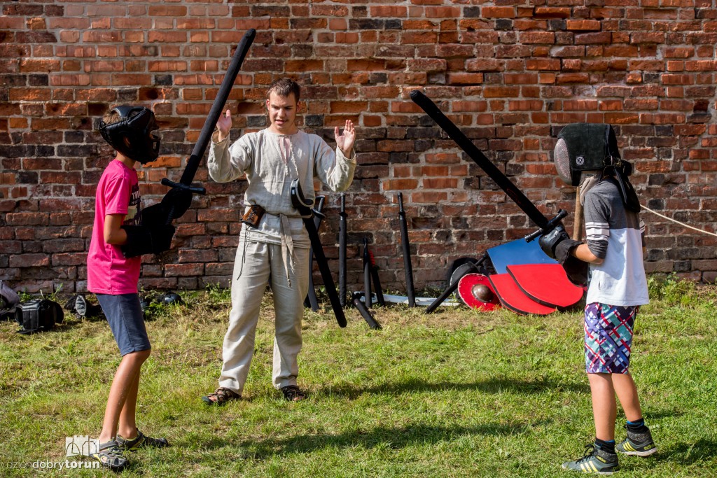 Historia wciąż żywa na Zamku Dybowskim