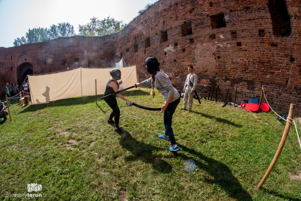 Historia wciąż żywa na Zamku Dybowskim