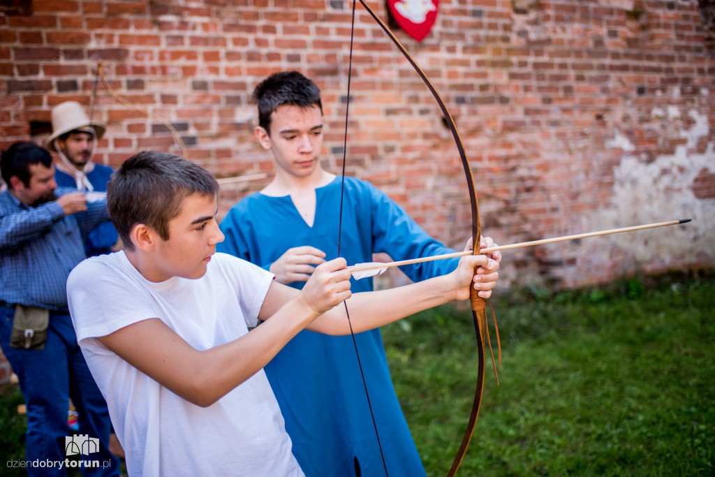 Historia wciąż żywa na Zamku Dybowskim