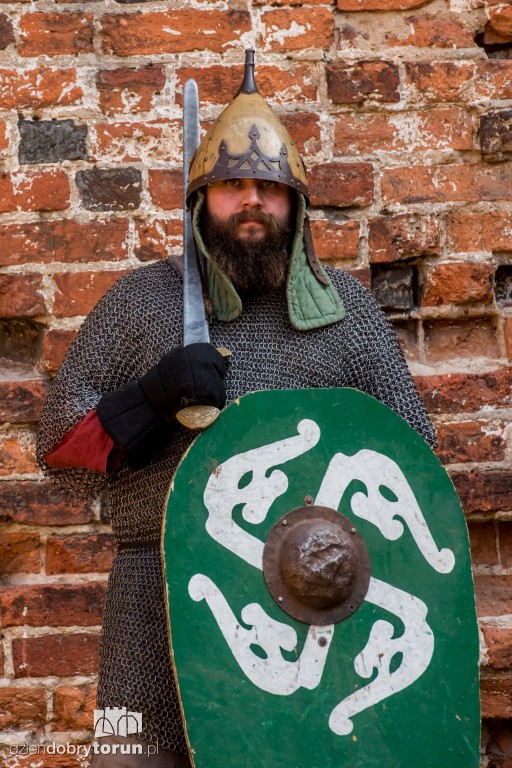 Historia wciąż żywa na Zamku Dybowskim