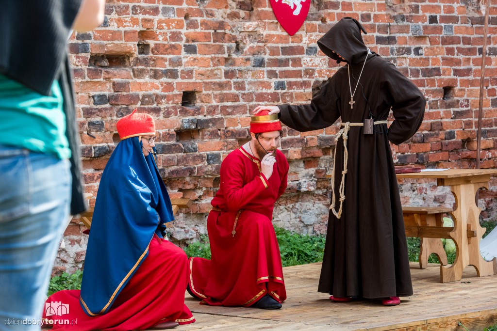 Historia wciąż żywa na Zamku Dybowskim