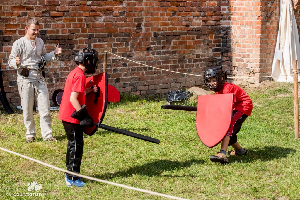Historia wciąż żywa na Zamku Dybowskim