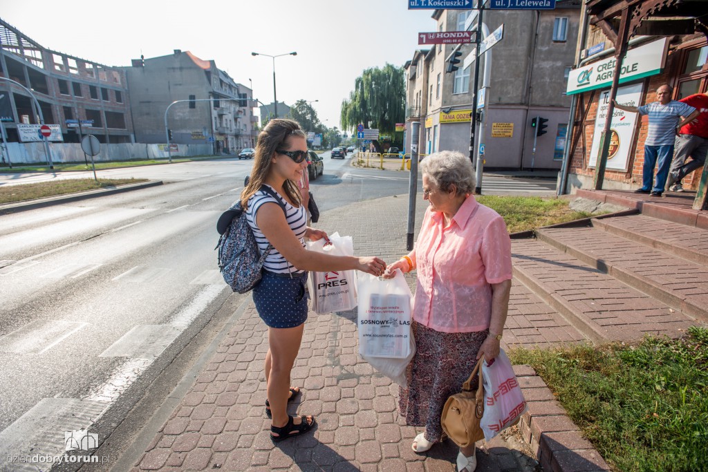 Kolportaż gazety 