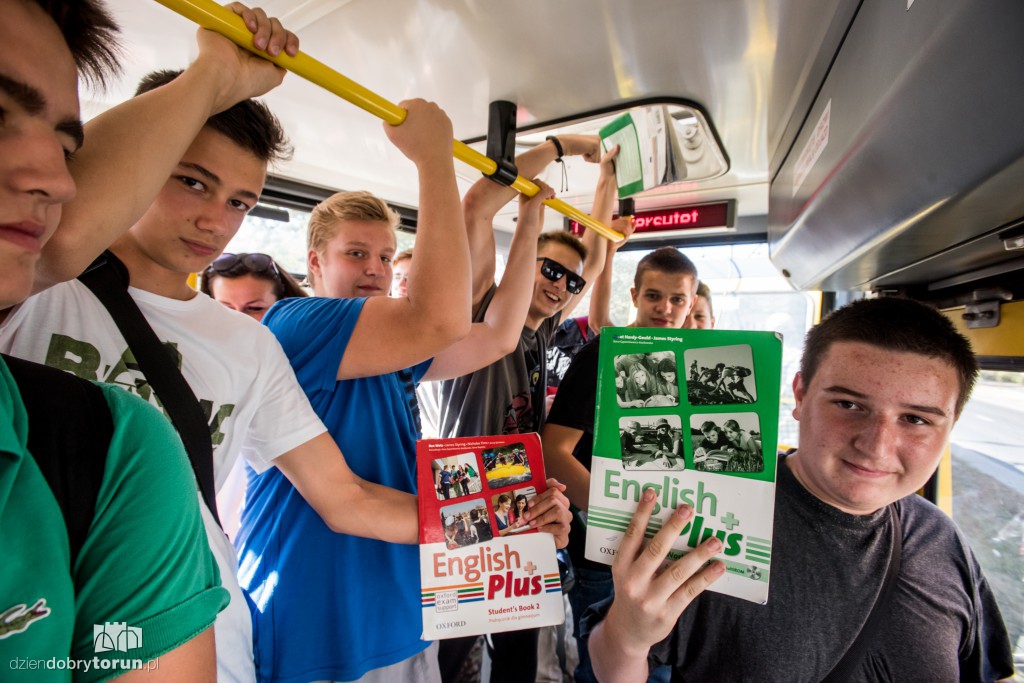 Tramwaj zwany tolerancja przejechał