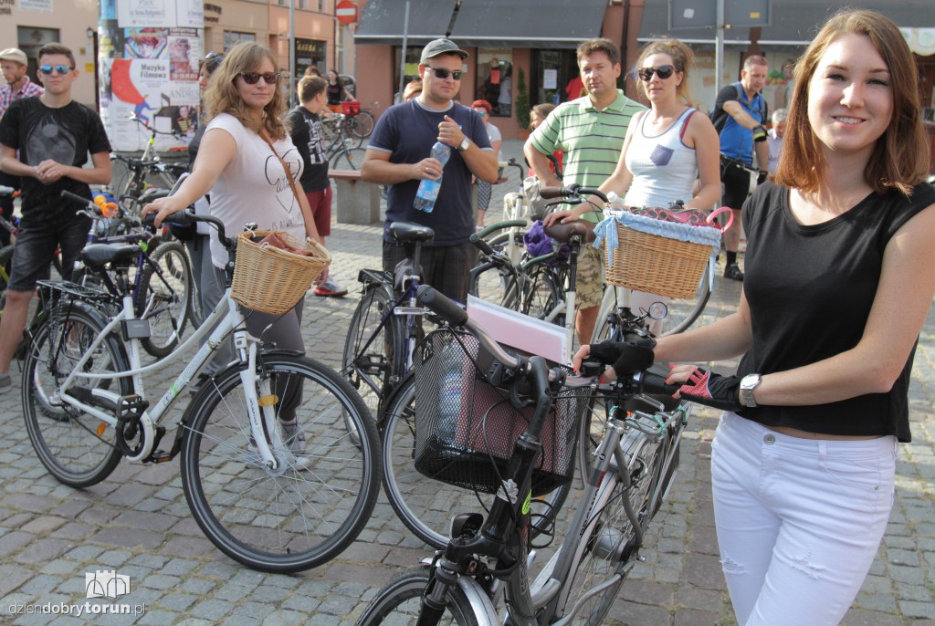 Setki rowerów na ulicach Torunia