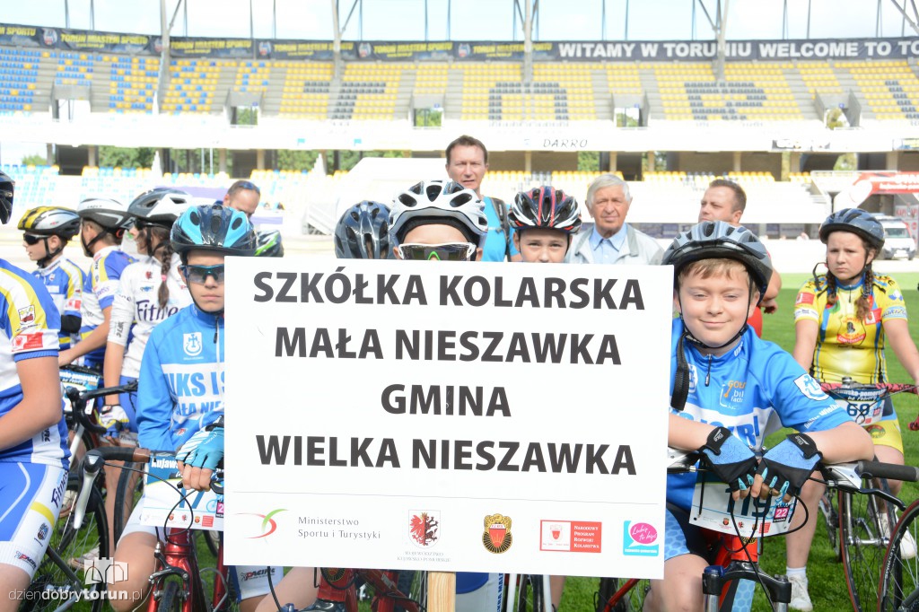 Młodzi adepci kolarstwa na Motoarenie