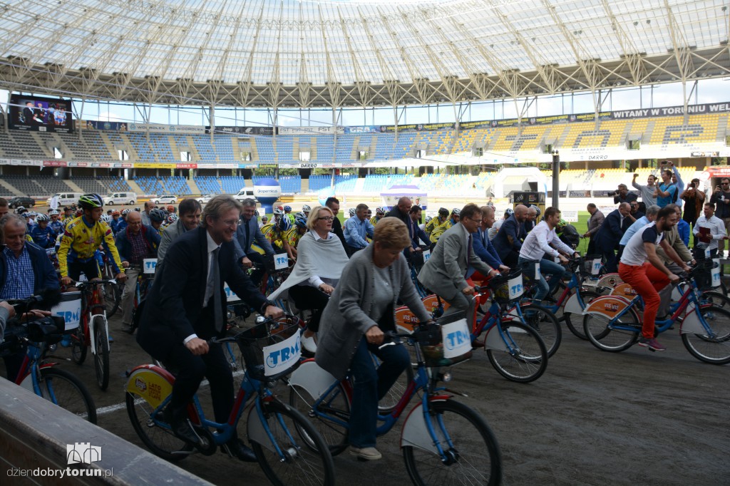 Młodzi adepci kolarstwa na Motoarenie