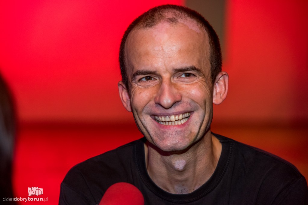 Aya znaczy miłość - premiera