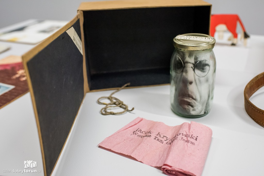 Nowa wystawa w CSW: Kości wszystkich...