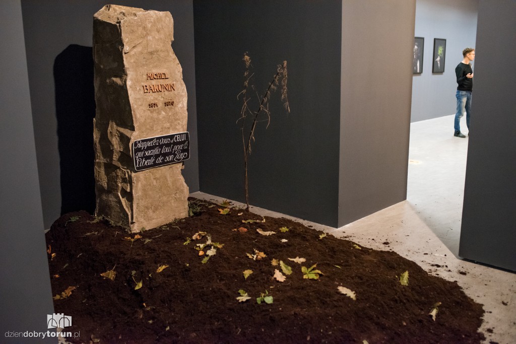 Nowa wystawa w CSW: Kości wszystkich...