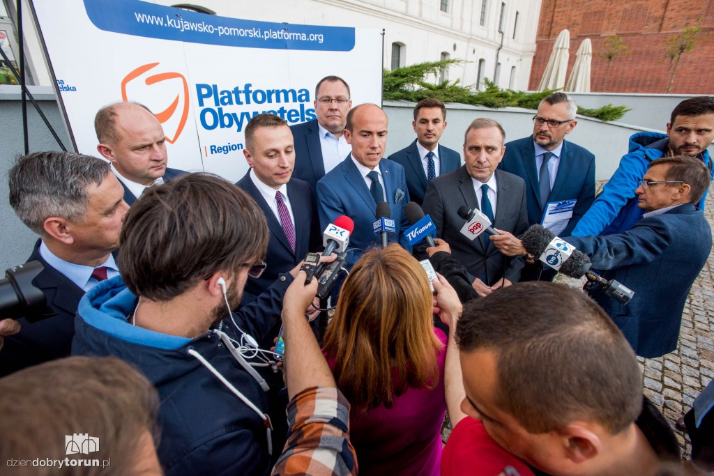 Liderzy PO na konwencji w Toruniu