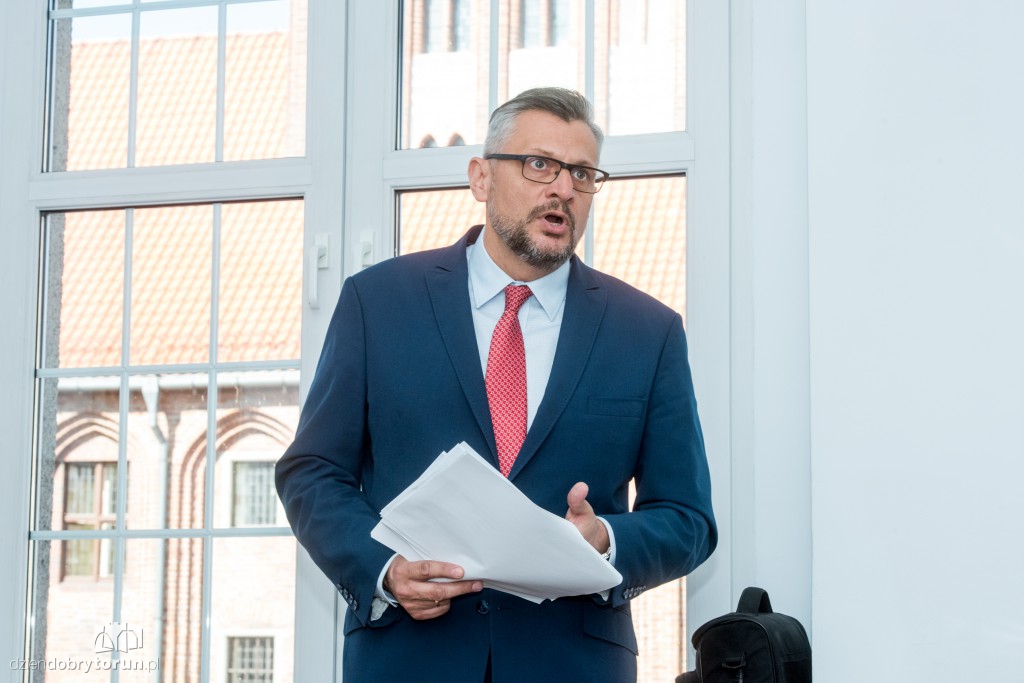 PO krytykuje PiS za reformę edukacji