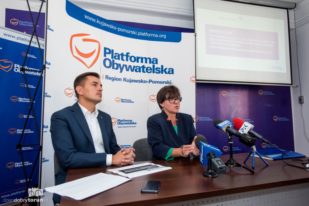PO krytykuje PiS za reformę edukacji
