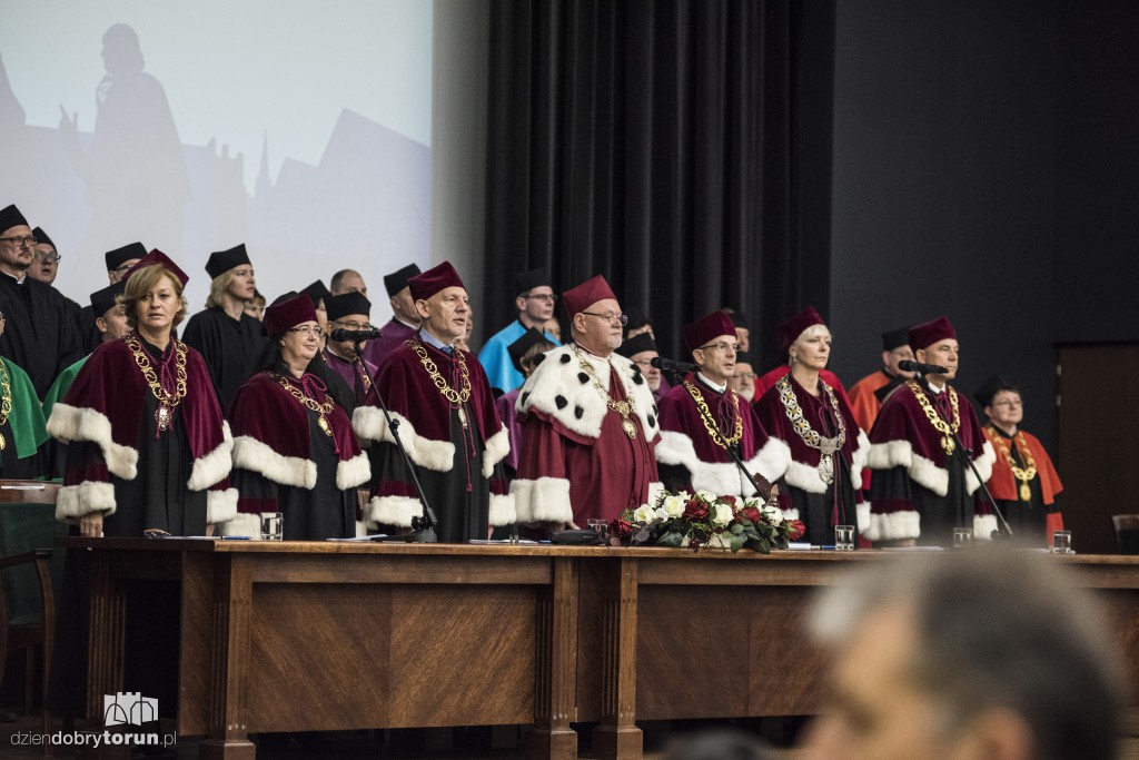Początek roku akademickiego w auli UMK