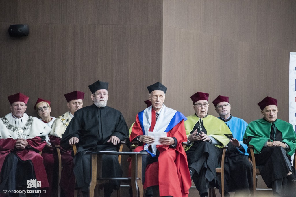 Początek roku akademickiego w auli UMK