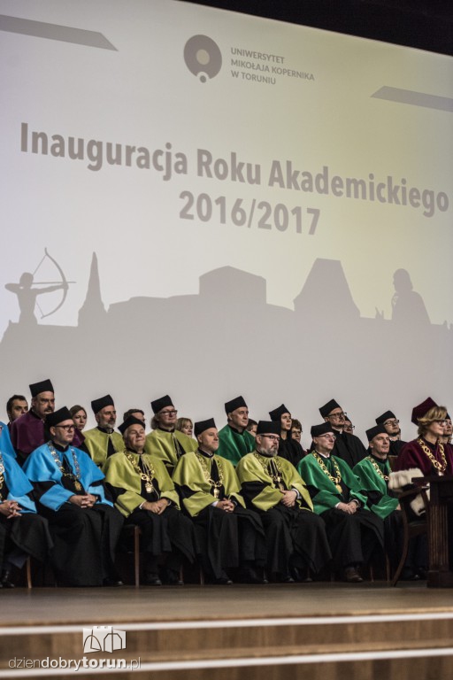 Początek roku akademickiego w auli UMK