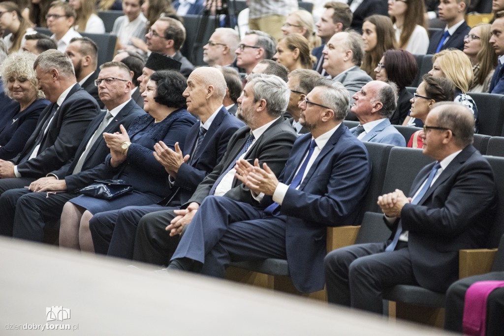 Początek roku akademickiego w auli UMK