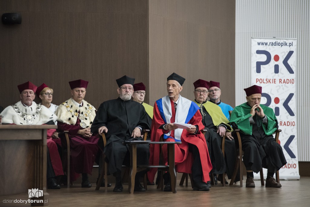 Początek roku akademickiego w auli UMK