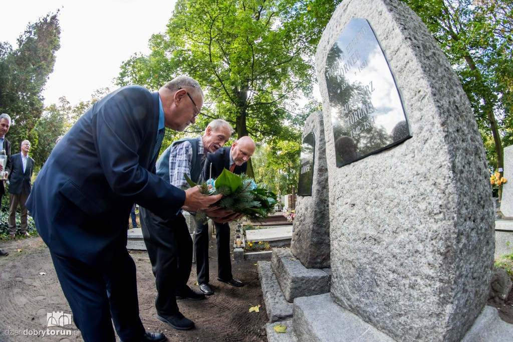 Ernst Koerner na grobie pradziadka