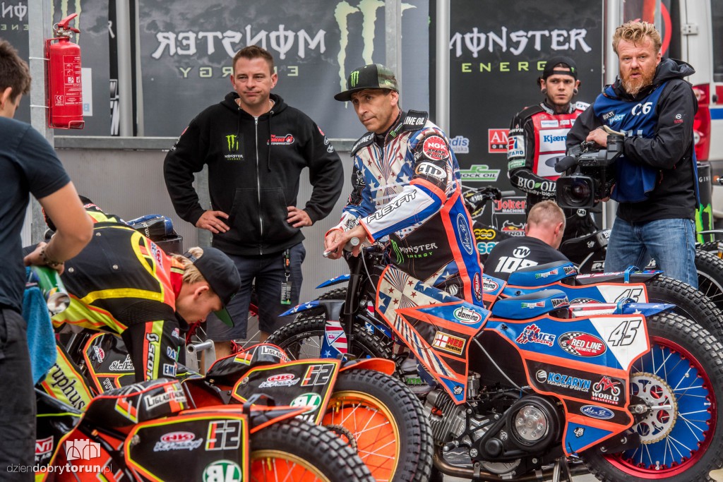 Trening przed Grand Prix na Motoarenie