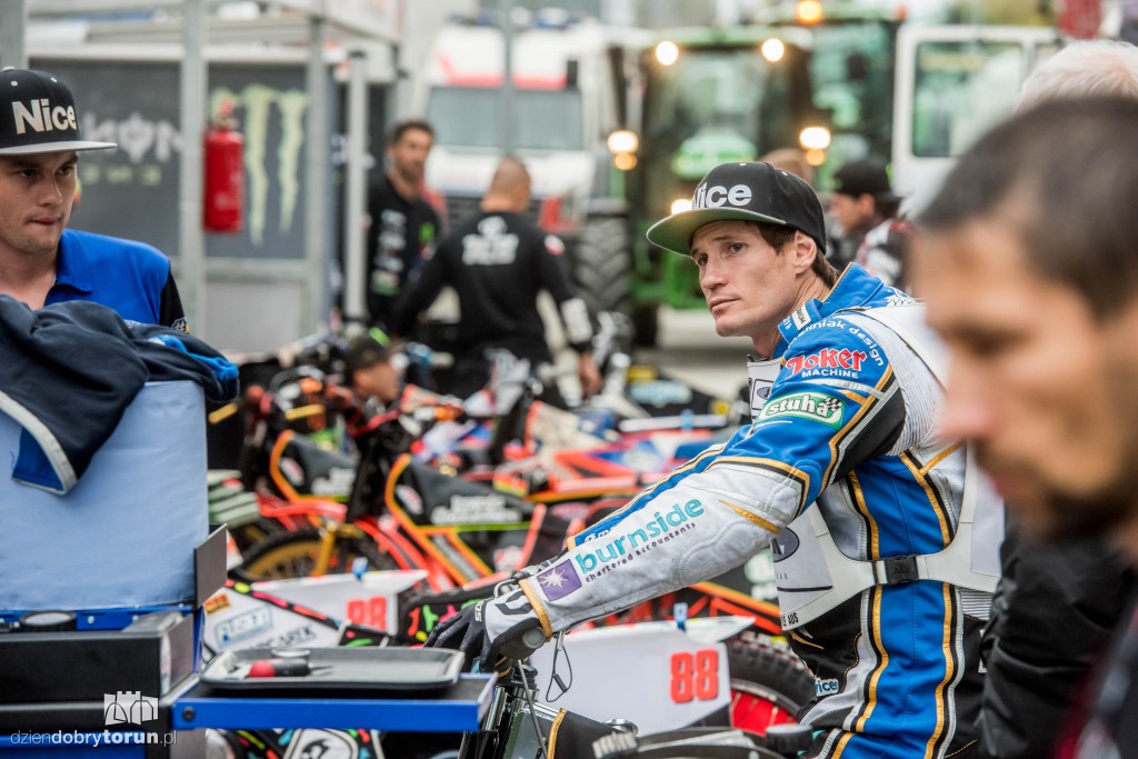 Trening przed Grand Prix na Motoarenie
