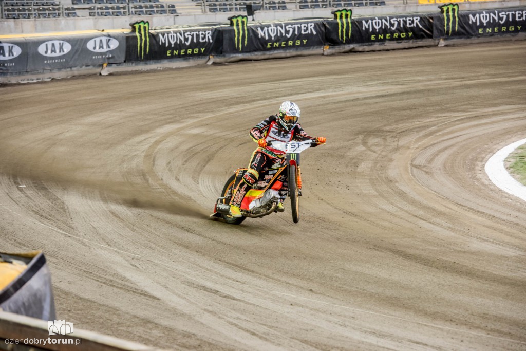 Trening przed Grand Prix na Motoarenie