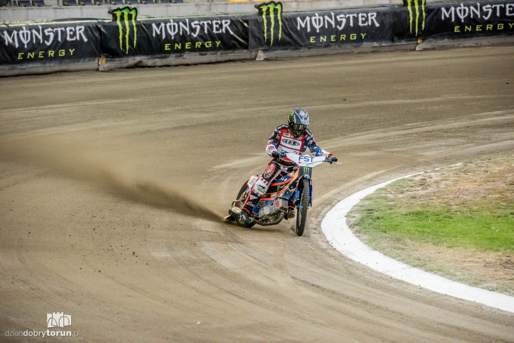 Trening przed Grand Prix na Motoarenie