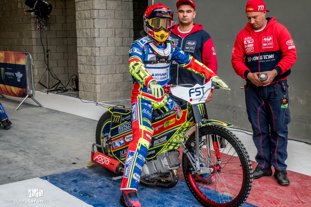 Trening przed Grand Prix na Motoarenie