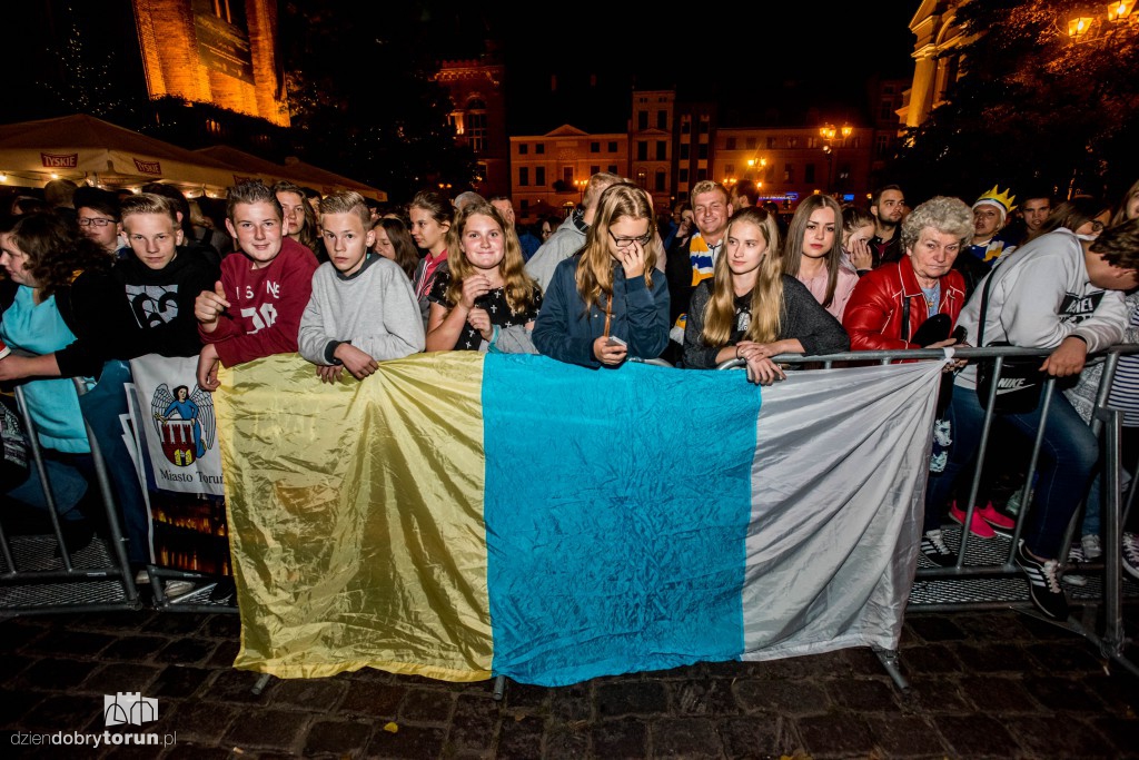Spotkanie kibiców z żużlowcami