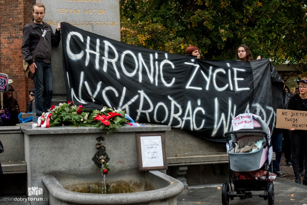 Czarny Protest pod Kopernikiem