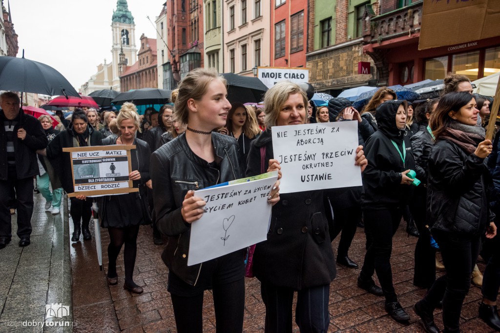 Czarny Protest pod Kopernikiem