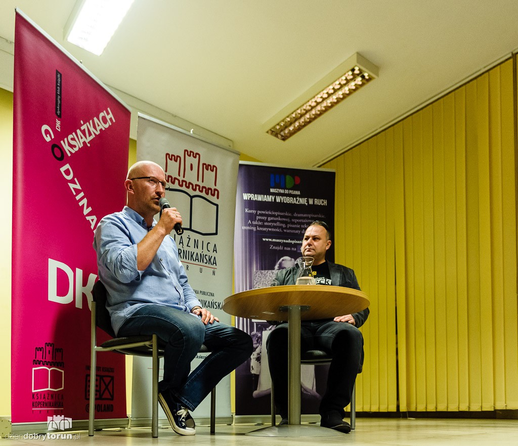 Robert Małecki. Spotkanie autorskie