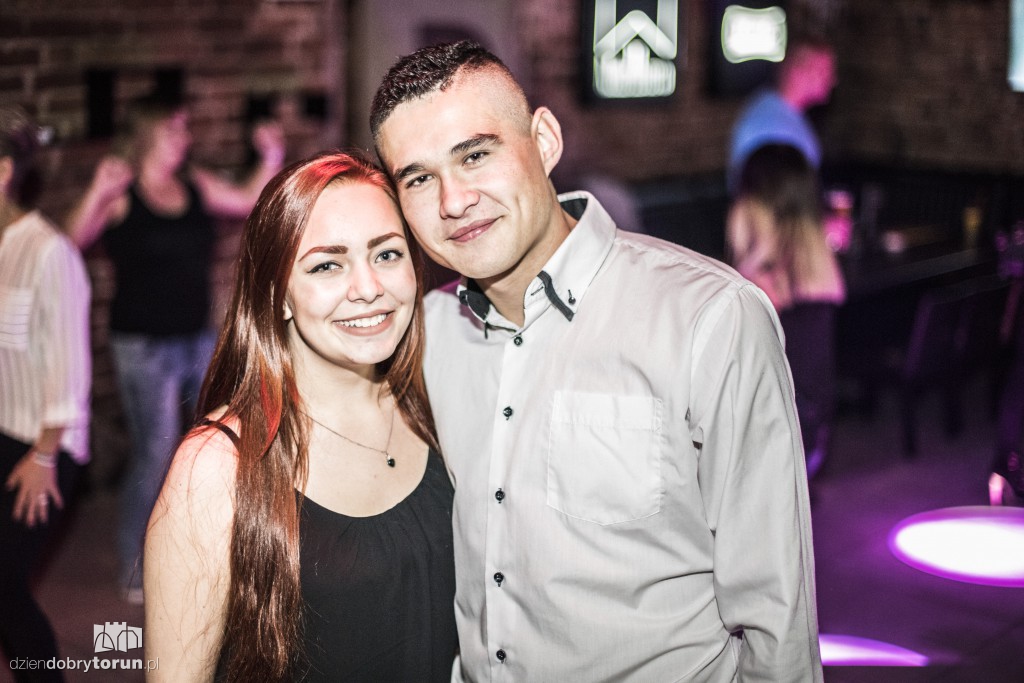 Piątkowa klubowa noc u Szwejka