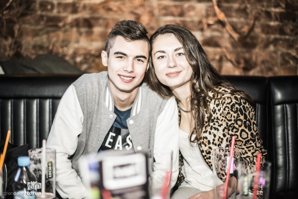 Piątkowa klubowa noc u Szwejka