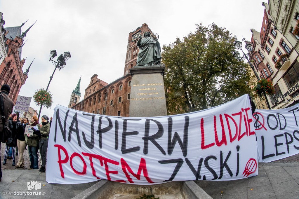 Torunianie przeciw CETA i TTIP