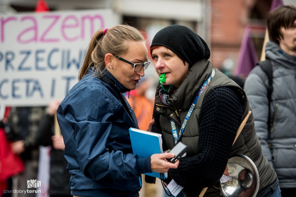 Torunianie przeciw CETA i TTIP
