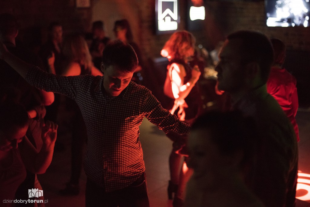 Sobotnia noc w Toruniu-u Szwejka