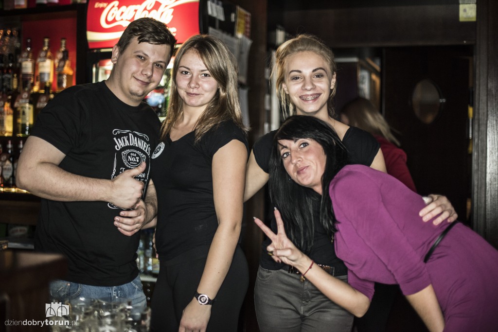 Toruń nocą: Impreza w Baranim Łbie