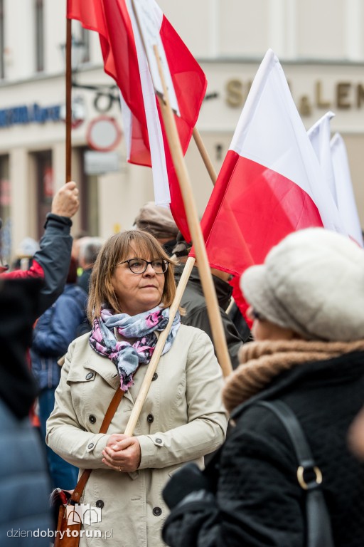 Protest KOD w rocznicę rządów PiS